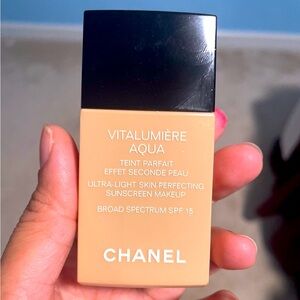 Chanel vitalumiere aqua teint spf 15